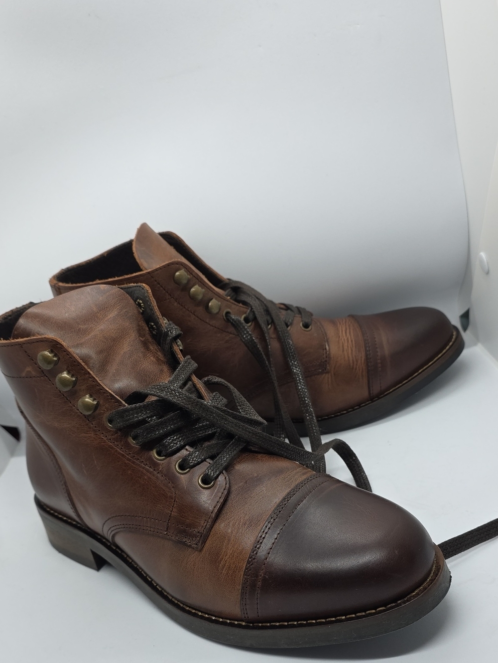RHODE Men's Two-Tone Brown Leather Lace-Up Cap-Toe Boots
